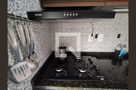 Cozinha de apartamento para alugar com 2 quartos, 52m² em Parque Bristol, São Paulo