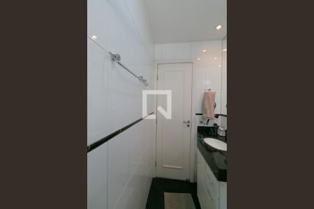 Banheiro de apartamento à venda com 3 quartos, 161m² em Castelo, Belo Horizonte