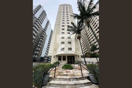 Fachada do Prédio de apartamento para alugar com 1 quarto, 70m² em Alphaville Industrial, Barueri