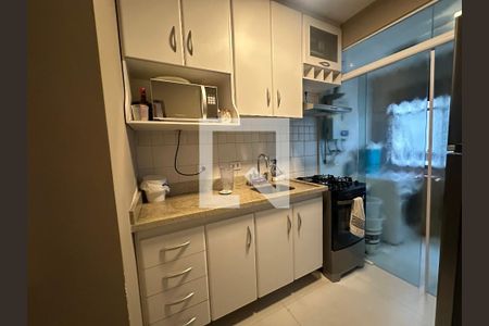 Cozinha de apartamento para alugar com 1 quarto, 70m² em Alphaville Industrial, Barueri