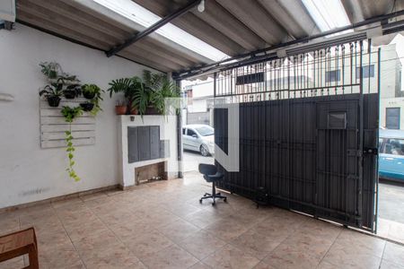Garagem de casa à venda com 2 quartos, 174m² em Parque Novo Mundo, São Paulo