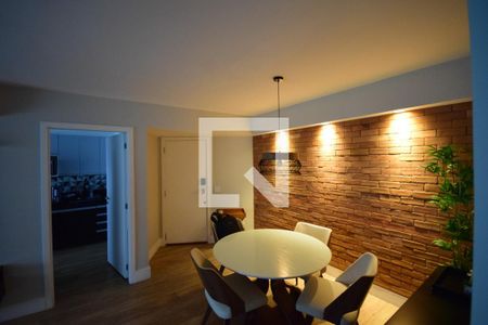 Sala de apartamento para alugar com 2 quartos, 70m² em Barra da Tijuca, Rio de Janeiro