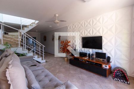 Sala de casa à venda com 3 quartos, 139m² em Chácara Mafalda, São Paulo