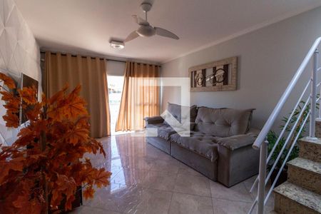 Sala de casa à venda com 3 quartos, 139m² em Chácara Mafalda, São Paulo