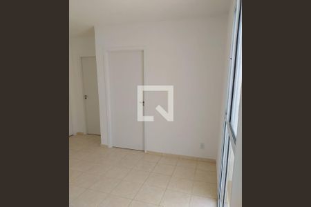 Sala de apartamento para alugar com 2 quartos, 44m² em Amendoeiras, Contagem