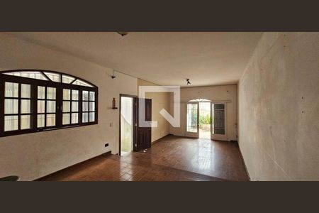 Casa à venda com 3 quartos, 170m² em Butantã, São Paulo