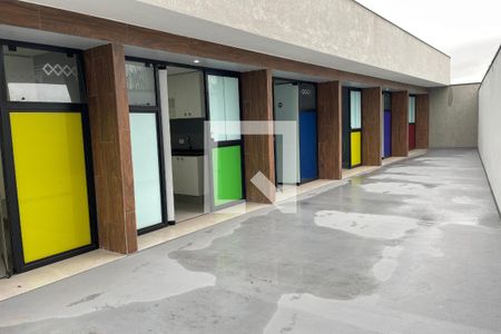 Quintal de kitnet/studio para alugar com 1 quarto, 23m² em Jardim Marcato, Suzano