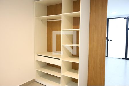 Quarto de kitnet/studio para alugar com 1 quarto, 23m² em Jardim Marcato, Suzano