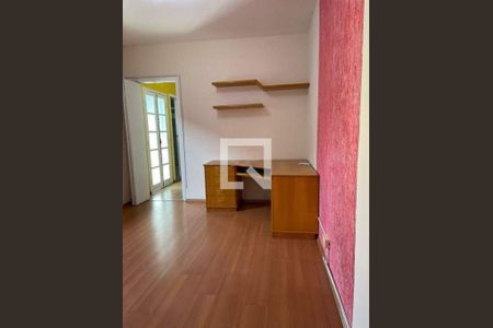 Casa à venda com 3 quartos, 190m² em Nova Petrópolis, São Bernardo do Campo