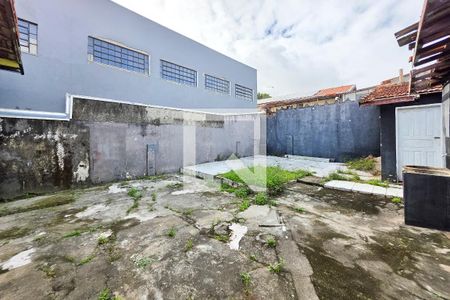 Quintal de casa para alugar com 3 quartos, 138m² em Vila Nair, São José dos Campos
