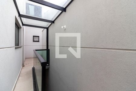 Corredor Lateral de casa à venda com 3 quartos, 168m² em Vila Dom Pedro Ii, São Paulo