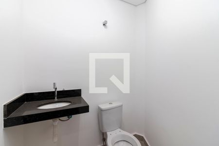 Banheiro de Serviço de casa à venda com 3 quartos, 168m² em Vila Dom Pedro Ii, São Paulo