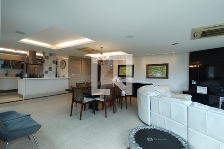 Sala de casa de condomínio à venda com 3 quartos, 441m² em Anil, Rio de Janeiro