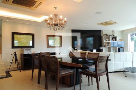 Sala de casa de condomínio à venda com 3 quartos, 441m² em Anil, Rio de Janeiro