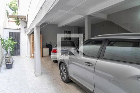 Garagem de casa à venda com 3 quartos, 300m² em Jardim Leblon, Belo Horizonte