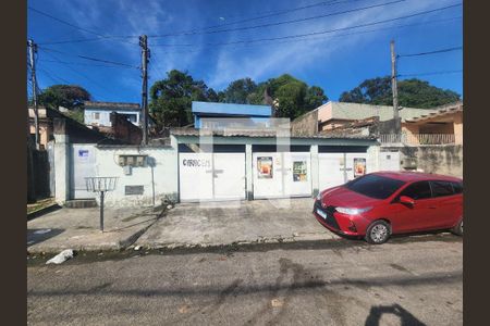 Fachada de casa para alugar com 1 quarto, 43m² em Colubandê, São Gonçalo