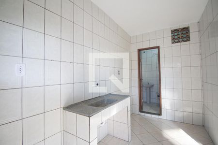 Cozinha de casa para alugar com 1 quarto, 43m² em Colubandê, São Gonçalo