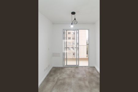 Sala de apartamento para alugar com 1 quarto, 29m² em Parque Vitoria, São Paulo