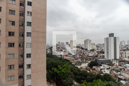 Sala Varanda Vista  de apartamento para alugar com 1 quarto, 29m² em Parque Vitoria, São Paulo