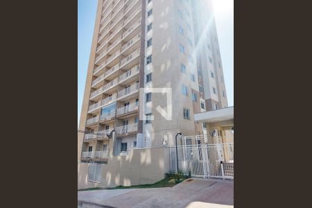 Fachada de apartamento para alugar com 1 quarto, 29m² em Parque Vitoria, São Paulo