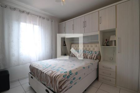 Quarto 1 de casa à venda com 2 quartos, 172m² em Vila Lucinda, Santo André