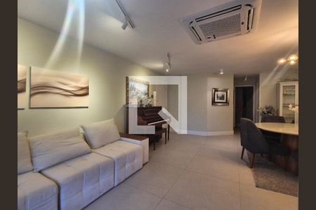 Sala de apartamento à venda com 4 quartos, 160m² em Recreio dos Bandeirantes, Rio de Janeiro