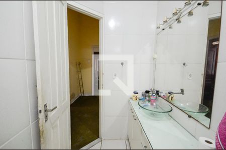 Banheiro de casa à venda com 3 quartos, 280m² em Praça da Bandeira, Rio de Janeiro