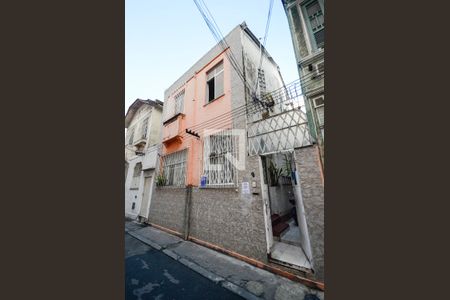 Fachada de casa à venda com 3 quartos, 280m² em Praça da Bandeira, Rio de Janeiro
