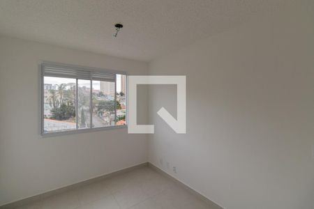 Sala/Cozinha/Área de Serviço  de apartamento para alugar com 2 quartos, 35m² em Vila Carmosina, São Paulo