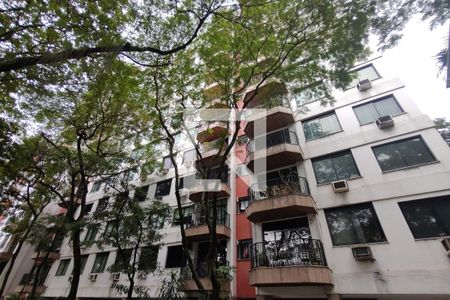 Fachada do bloco de apartamento à venda com 3 quartos, 84m² em Pechincha, Rio de Janeiro