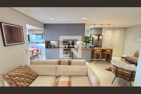 Sala de apartamento à venda com 2 quartos, 83m² em Campestre, Santo André