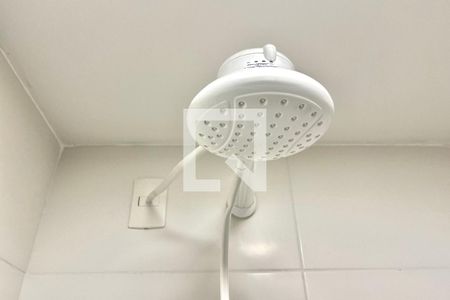 Banheiro de kitnet/studio para alugar com 1 quarto, 26m² em Vila Clementino, São Paulo