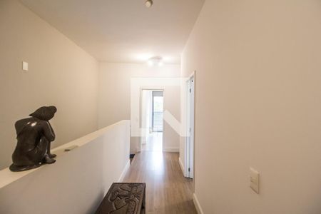 Corredor de apartamento à venda com 3 quartos, 200m² em Tamboré, Santana de Parnaíba