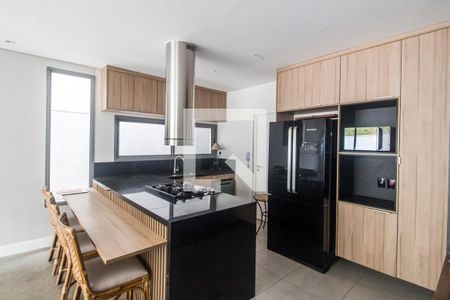Cozinha de apartamento à venda com 3 quartos, 200m² em Tamboré, Santana de Parnaíba