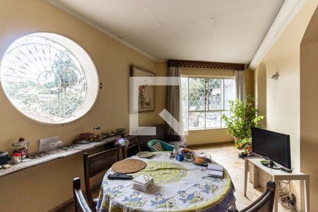 Sala 3 de casa à venda com 5 quartos, 600m² em Santa Cecilia, São Paulo
