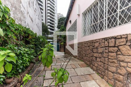 Área Externa de casa à venda com 5 quartos, 600m² em Santa Cecilia, São Paulo