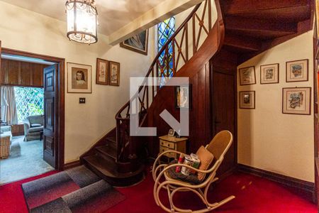 Escada de casa à venda com 5 quartos, 600m² em Santa Cecilia, São Paulo