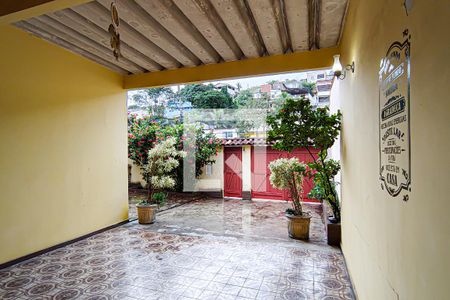 Garagem de casa à venda com 3 quartos, 150m² em Pechincha, Rio de Janeiro