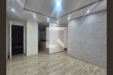 Sala de apartamento à venda com 2 quartos, 43m² em Vargem Pequena, Rio de Janeiro