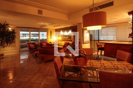 Sala de apartamento à venda com 3 quartos, 186m² em Bela Vista, Porto Alegre