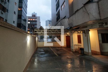 Garagem de apartamento à venda com 3 quartos, 186m² em Bela Vista, Porto Alegre