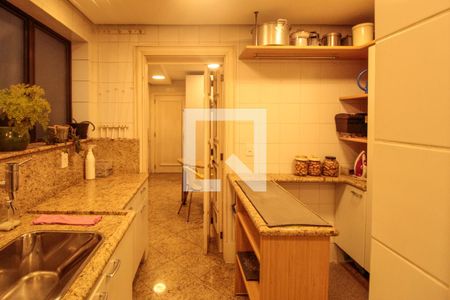 Área de Serviço de apartamento à venda com 3 quartos, 186m² em Bela Vista, Porto Alegre