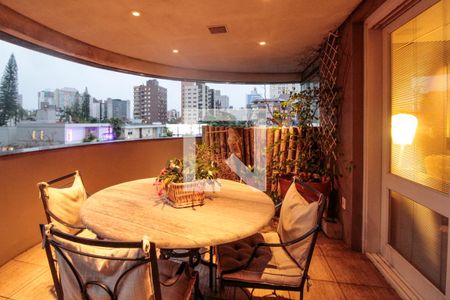 Sacada de apartamento à venda com 3 quartos, 186m² em Bela Vista, Porto Alegre