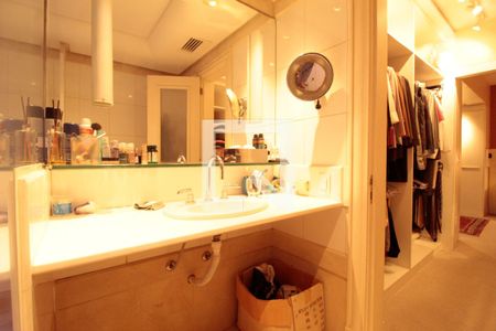 Banheiro da Suíte 3 de apartamento à venda com 3 quartos, 186m² em Bela Vista, Porto Alegre