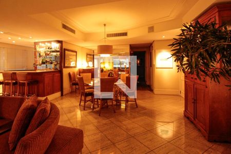 Sala de apartamento à venda com 3 quartos, 186m² em Bela Vista, Porto Alegre