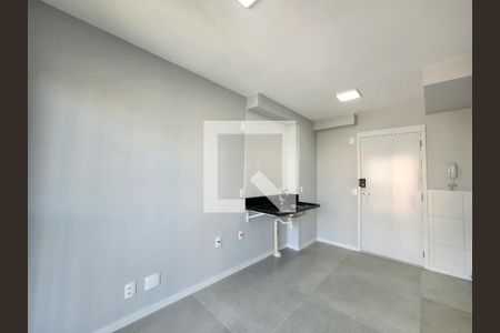 Sala/Cozinha de apartamento à venda com 1 quarto, 27m² em Vila Olímpia, São Paulo