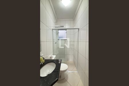 Banheiro da Suíte de apartamento para alugar com 2 quartos, 110m² em Vila Assunção, Santo André