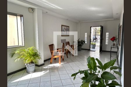 Hall de entrada de apartamento à venda com 2 quartos, 68m² em Del Castilho, Rio de Janeiro