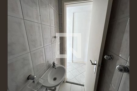 Lavabo de apartamento à venda com 2 quartos, 68m² em Del Castilho, Rio de Janeiro