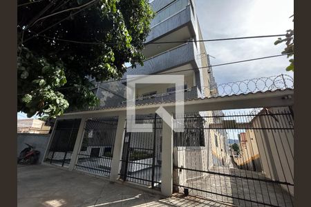 Fachada+ plaquinha de apartamento à venda com 2 quartos, 68m² em Del Castilho, Rio de Janeiro